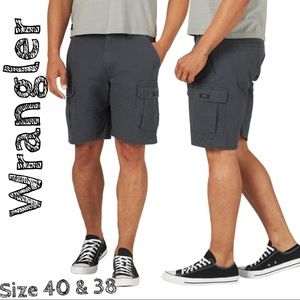 New Wrangler Men's Stretch Cargo Shorts size 38 & 40 color antracite